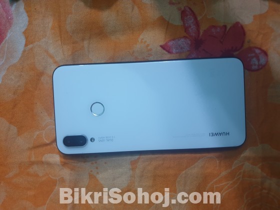 Huawei Nova 3i